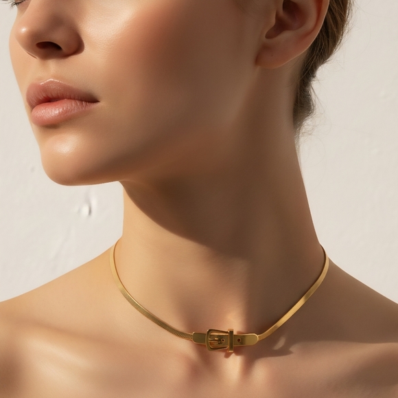 🆕️ Buckle Choker Trendy Statement Necklace 18K Gold Plated Stainless Steel - Picture 9 of 11